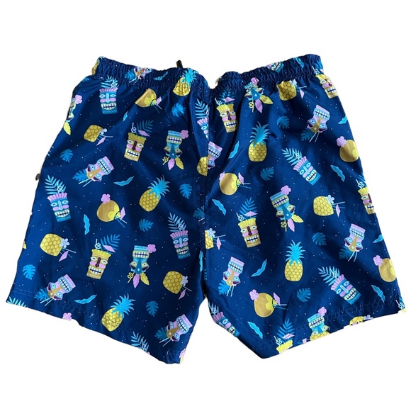 NWT Broken Threads Swim Trunks in Navy with Tiki and Pineapple Print, Size M - Picture 2 of 5